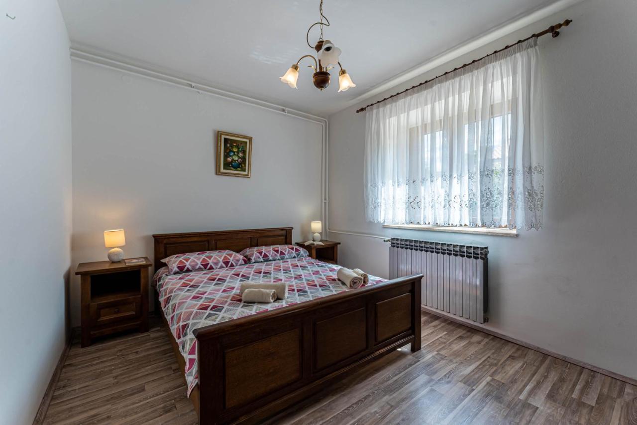 Apartman Ana Apartment Pula Exterior photo