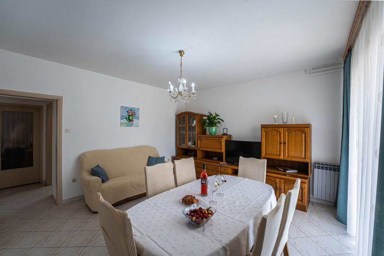 Apartman Ana Apartment Pula Exterior photo